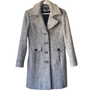 GIACCA, USED, KNEE LENGTH WINTER COAT. BLACK & WHITE, 4 BUTTON FRONT.SIZE S(4/6)